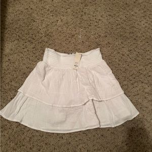 Francesca’s White ruffled skirt